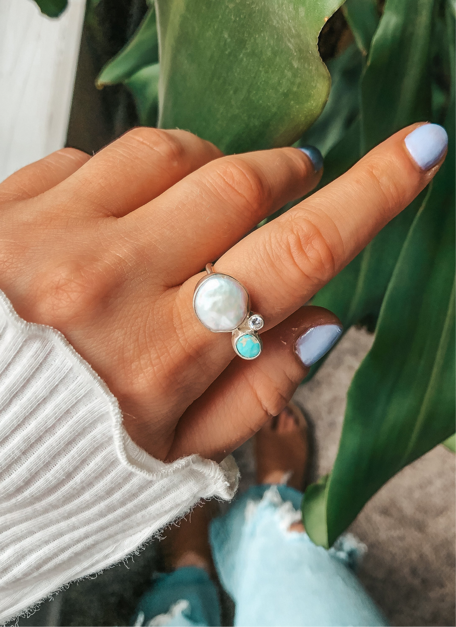 PERLA // Size 7.5-8 // Freshwater Pearl Cluster Ring // Turquoise
