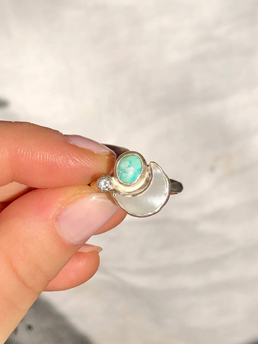 LUNA // Size 9-9.5 // Pearl Moon Cluster Ring