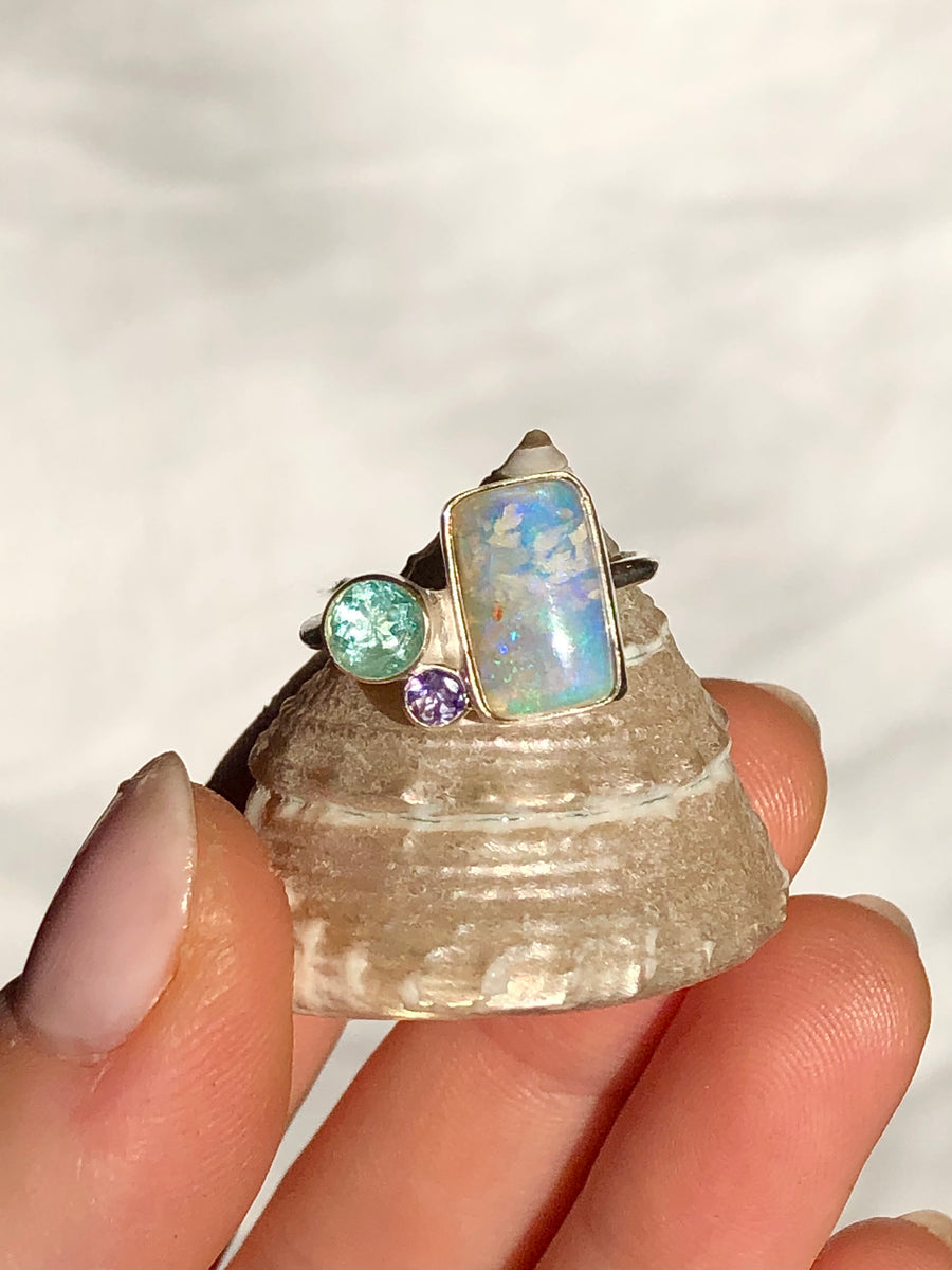 LAIKA // Size 6.25-6.75 // Australian Opal Cluster Ring