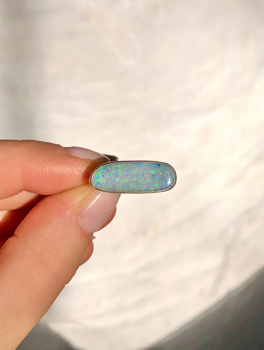 AZUL // Size 8-8.5 // Australian Opal Bar Ring